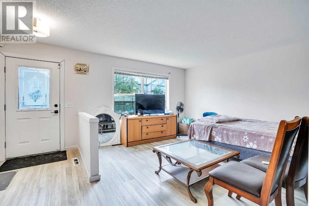 Single Family House for Sale in  Taravista Gardens NE Taradale Calgary 