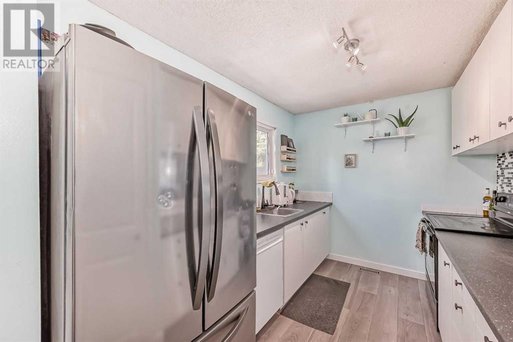 Single Family House for Sale in   Templehill Drive NE Temple Calgary 