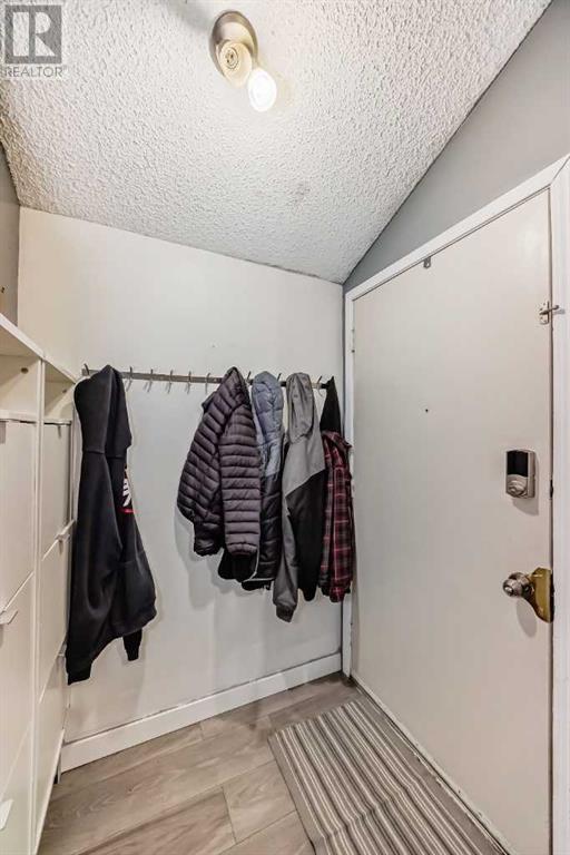 Single Family House for Sale in   Templehill Drive NE Temple Calgary 
