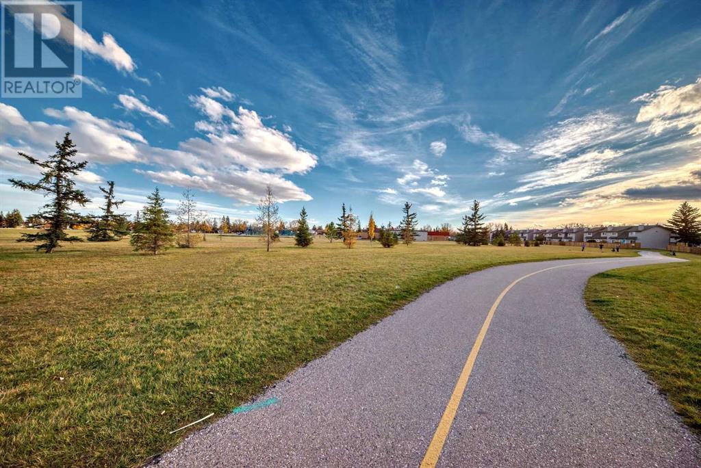 Single Family House for Sale in   Templehill Drive NE Temple Calgary 