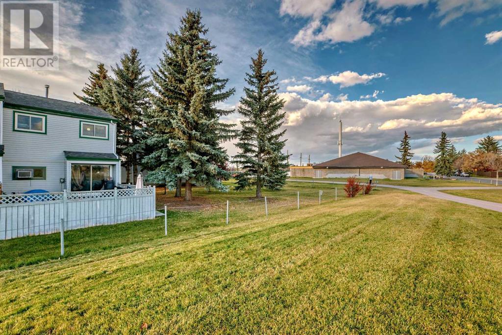 Single Family House for Sale in   Templehill Drive NE Temple Calgary 
