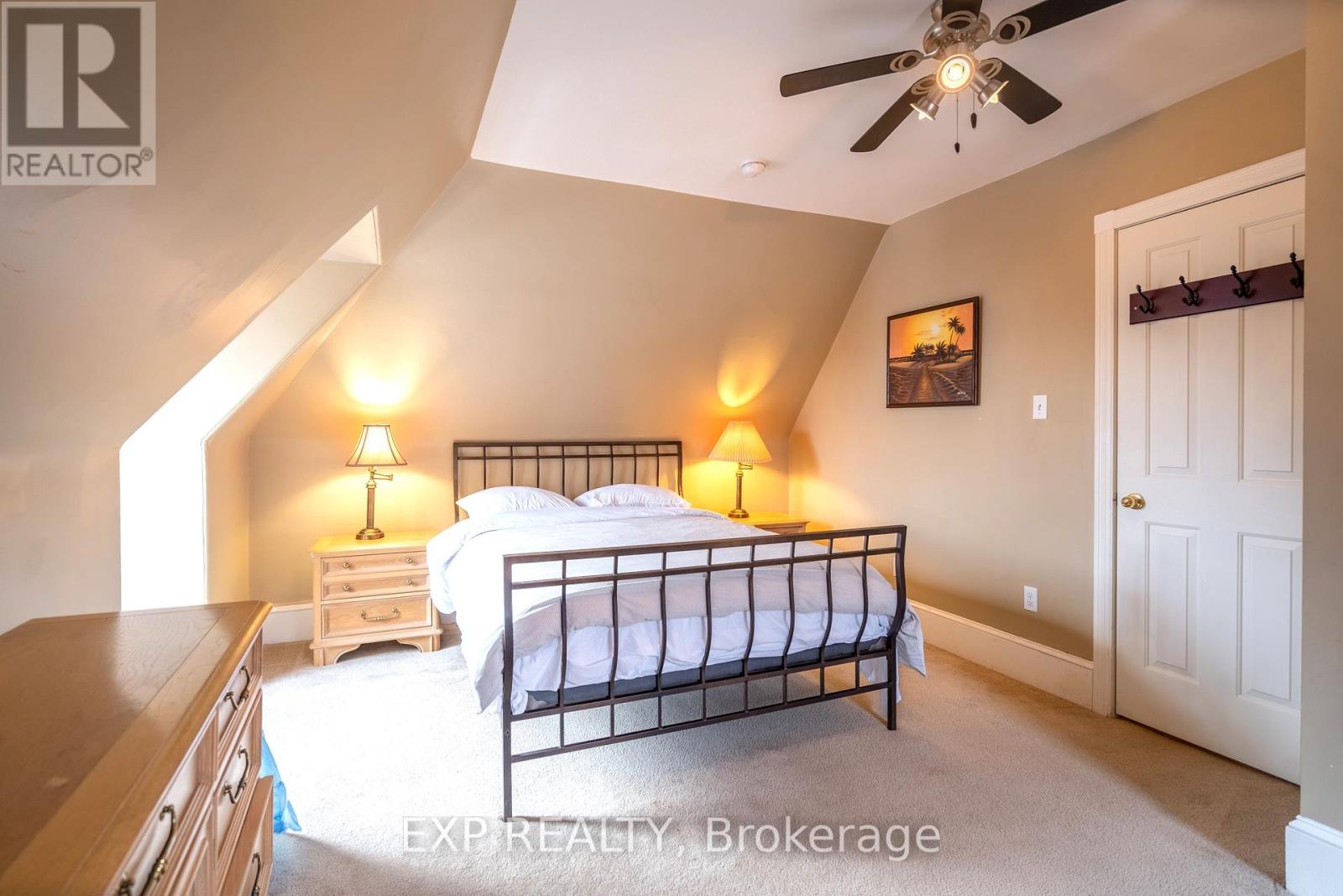 Photo 29 of 431 Gilmour Street, Ottawa ON