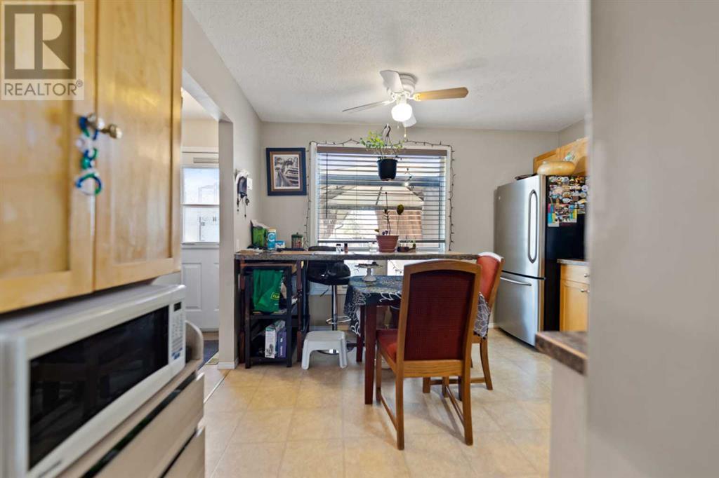 Single Family House for Sale in A Fonda Green SE Forest Heights Calgary 