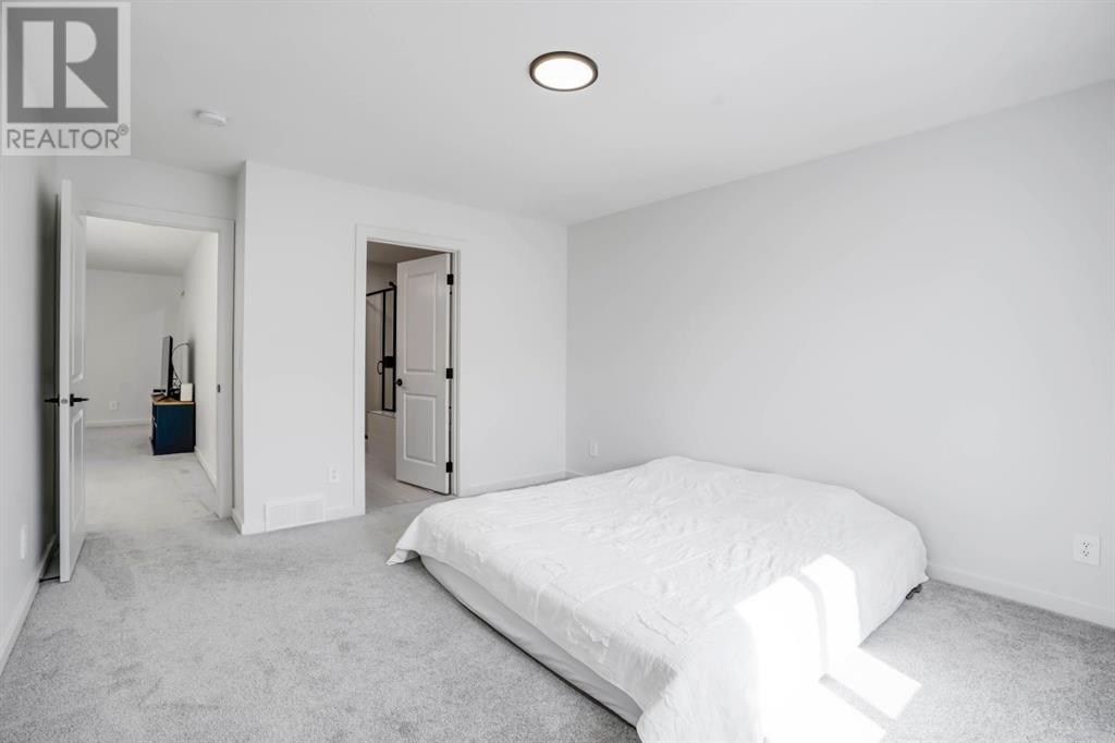Single Family House for Sale in  Royston Terrace NW Haskayne Calgary 