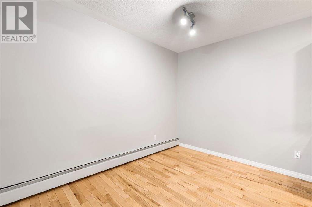 Single Family House for Sale in   Meredith Road NE Bridgeland/Riverside Calgary 