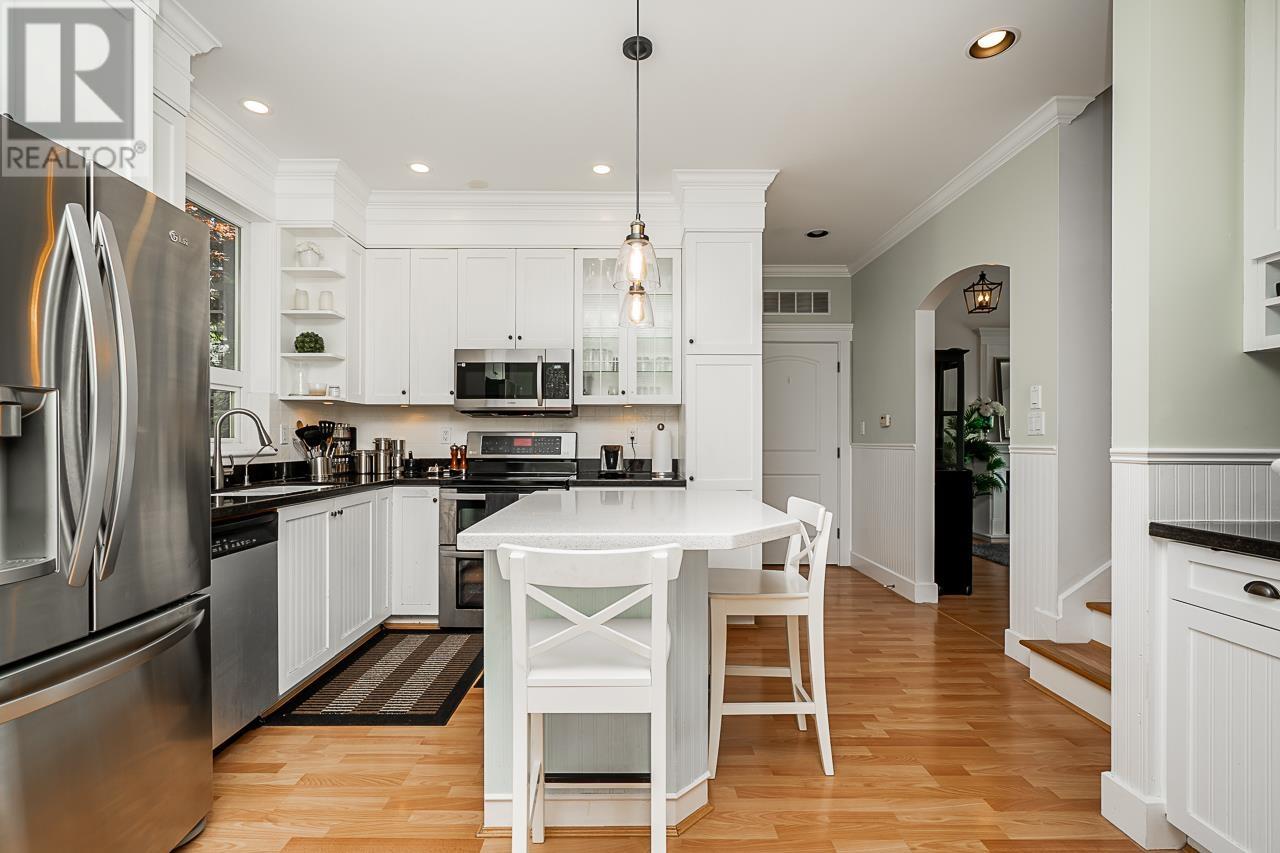 Photo 15 of 767 Edgar Avenue, Coquitlam BC