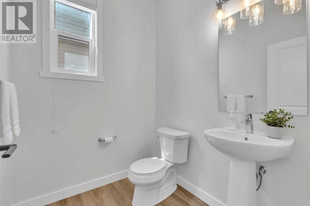 Single Family House for Sale in   Avenue NW Livingston Calgary 