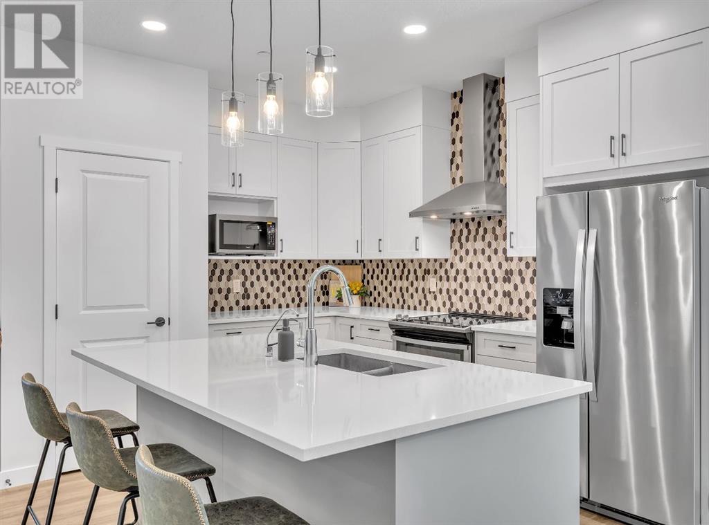 Single Family House for Sale in   Avenue NW Livingston Calgary 