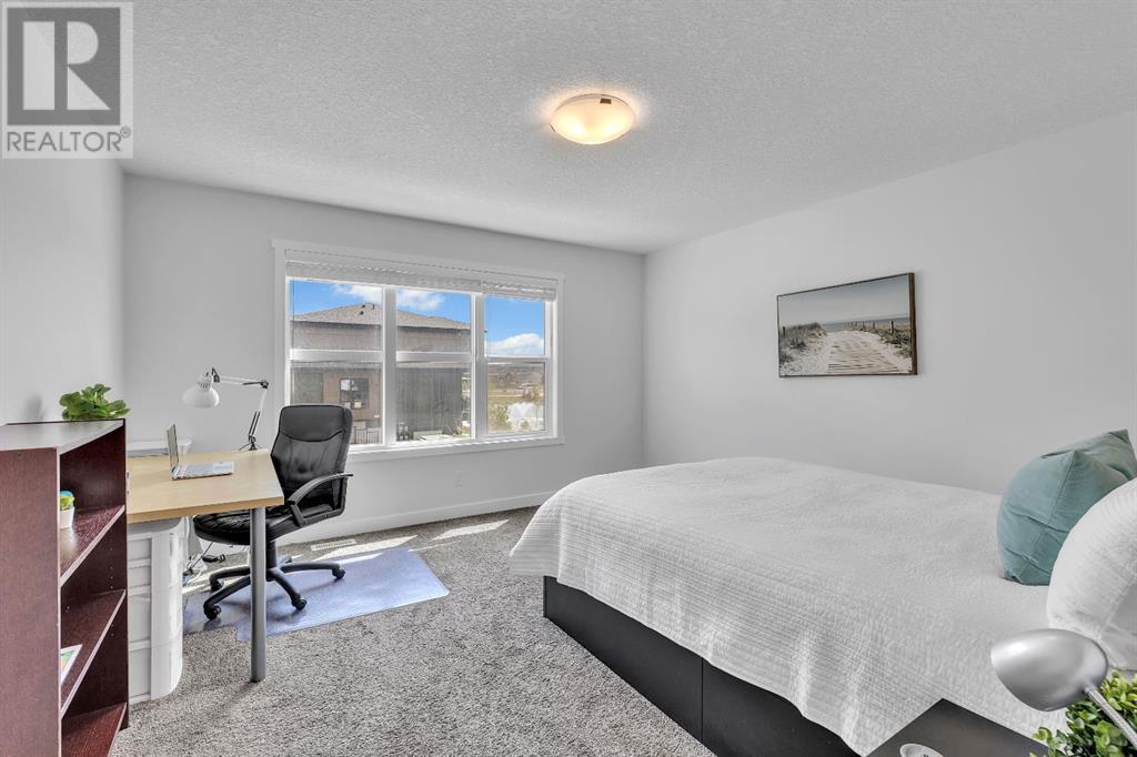 Single Family House for Sale in   Avenue NW Livingston Calgary 