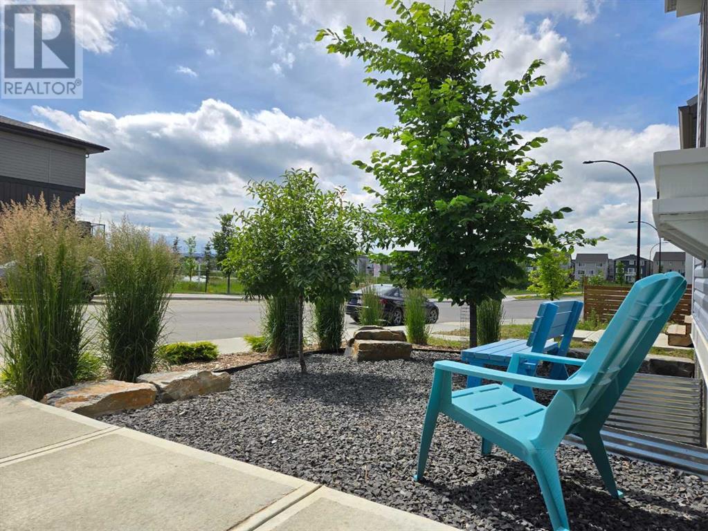 Single Family House for Sale in   Avenue NW Livingston Calgary 