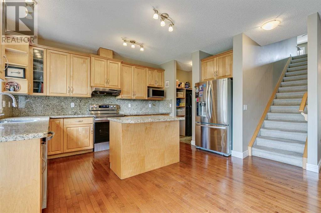 Single Family House for Sale in   Strathlea Common SW Strathcona Park Calgary 