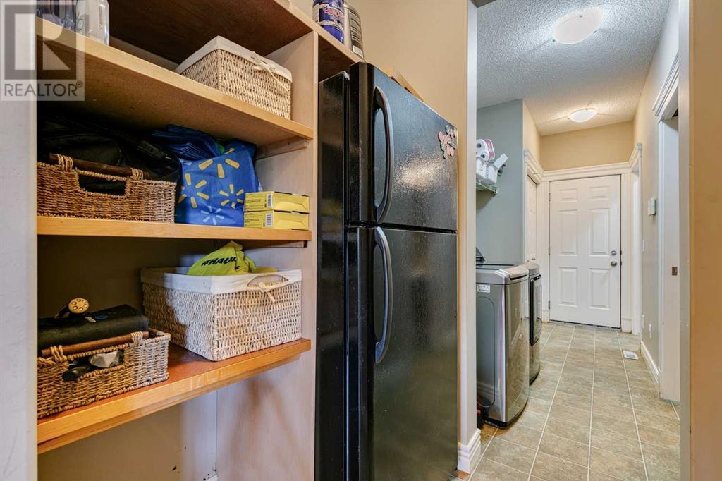 Single Family House for Sale in   Strathlea Common SW Strathcona Park Calgary 