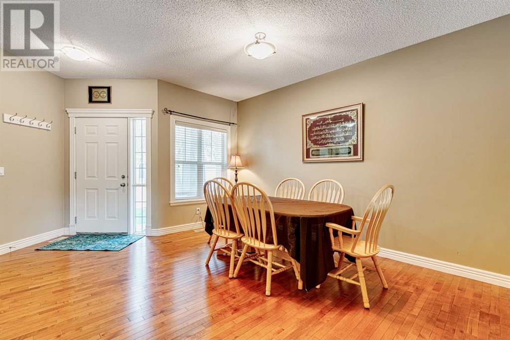 Single Family House for Sale in   Strathlea Common SW Strathcona Park Calgary 