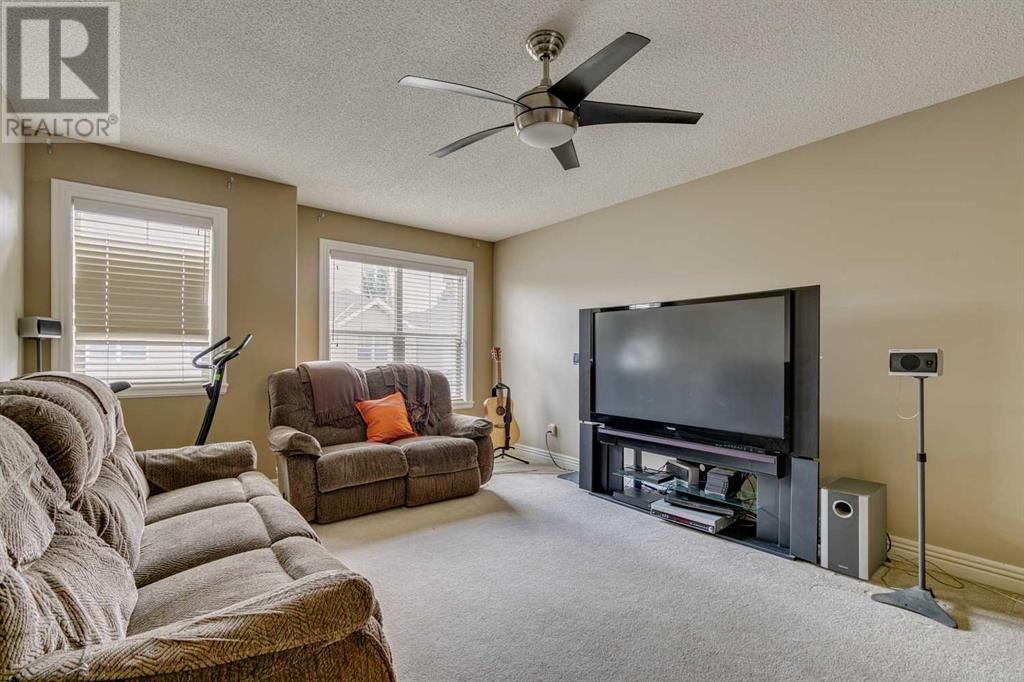 Single Family House for Sale in   Strathlea Common SW Strathcona Park Calgary 