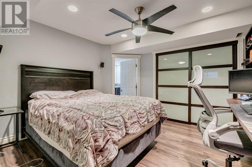 Single Family House for Sale in   Strathlea Common SW Strathcona Park Calgary 