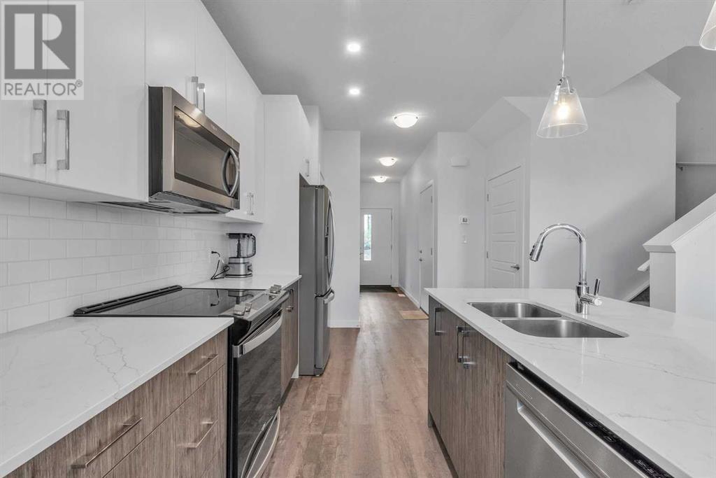 407, 25 Evanscrest Mews NW, Calgary, Alberta