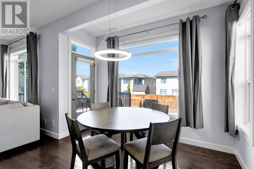 72 Panora View NW, Calgary, Alberta