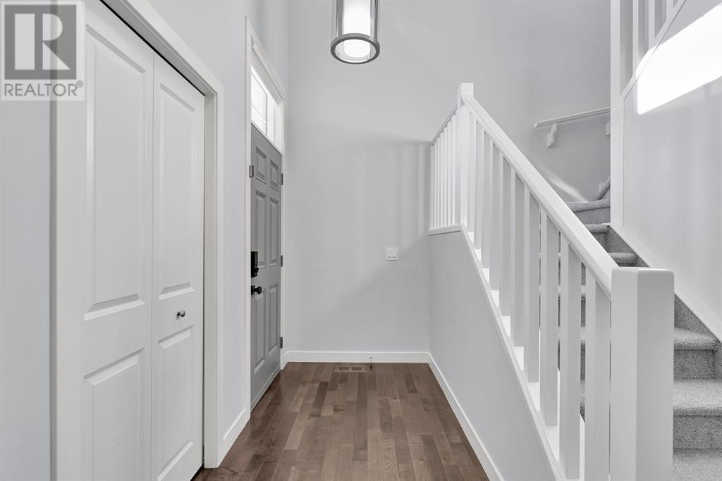 Single Family House for Sale in  Panora View NW Panorama Hills Calgary 