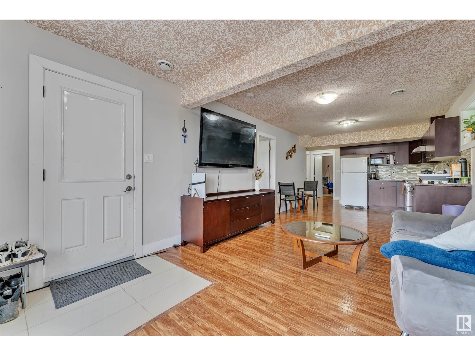 Photo 21 of 2217 56 St Sw, Edmonton AB