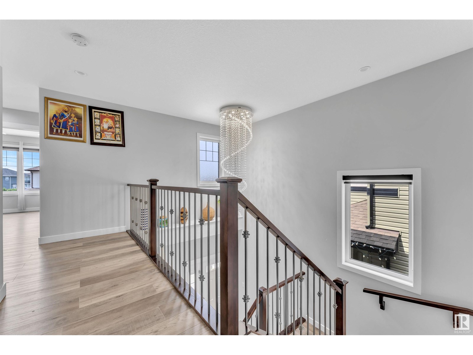 Photo 52 of 2217 56 St Sw, Edmonton AB