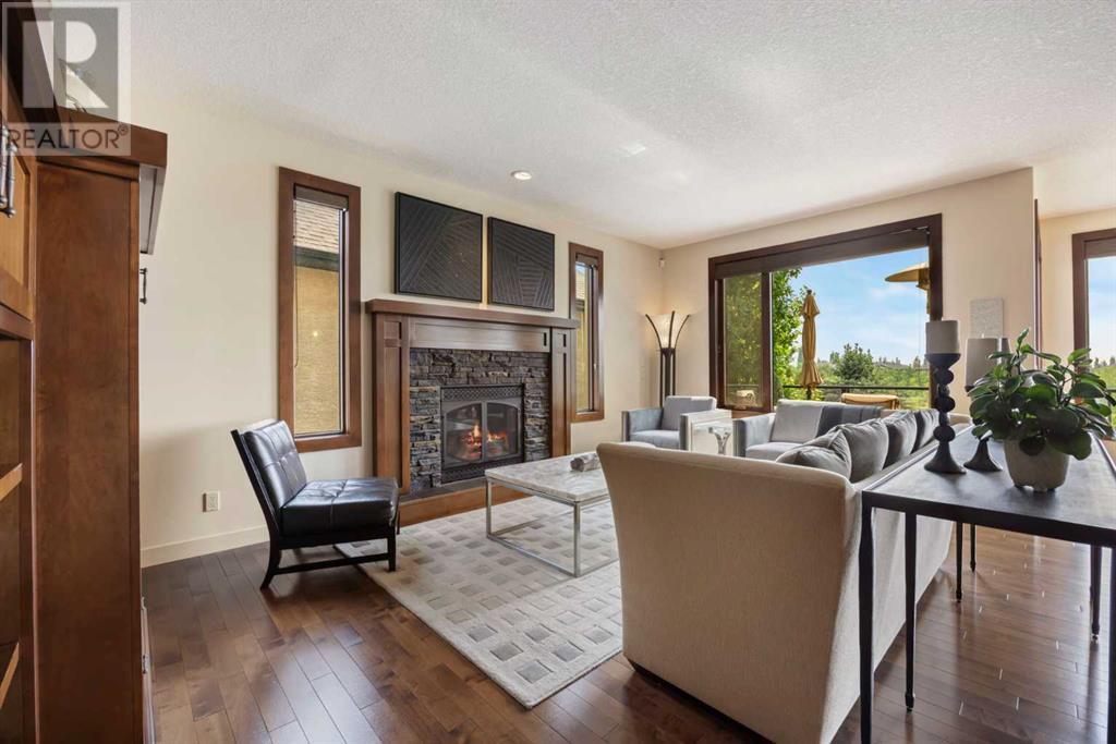 Single Family House for Sale in  Tuscany Glen Park NW Tuscany Calgary 