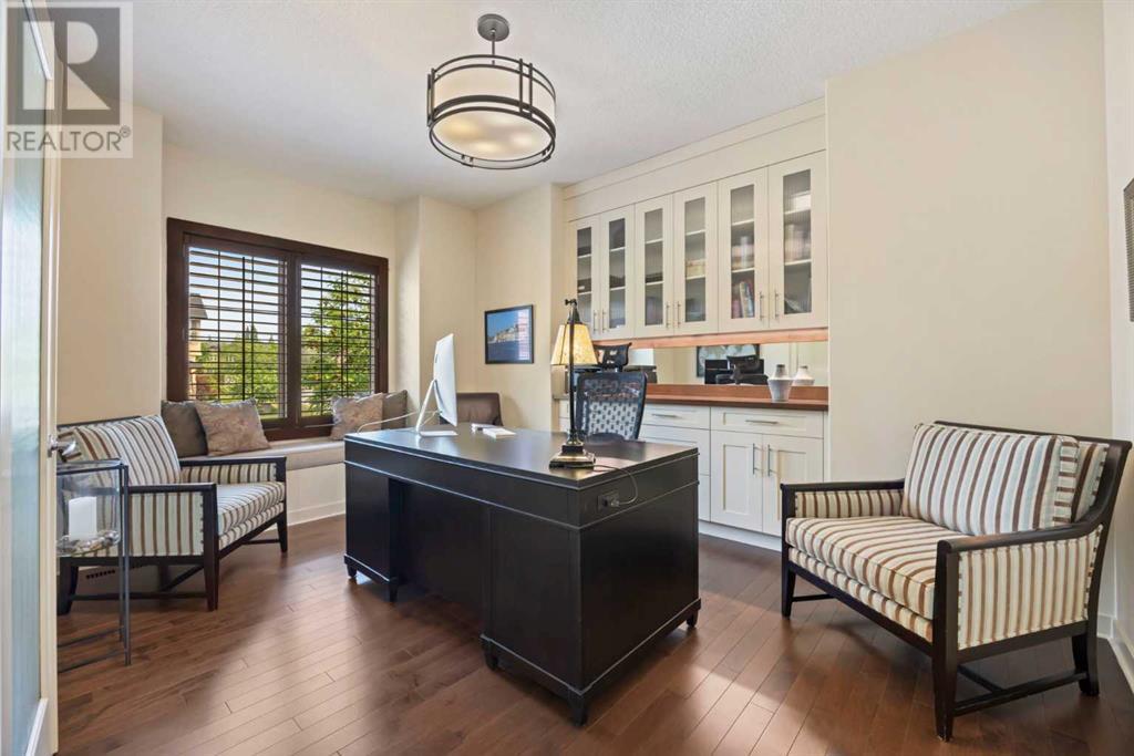 Single Family House for Sale in  Tuscany Glen Park NW Tuscany Calgary 