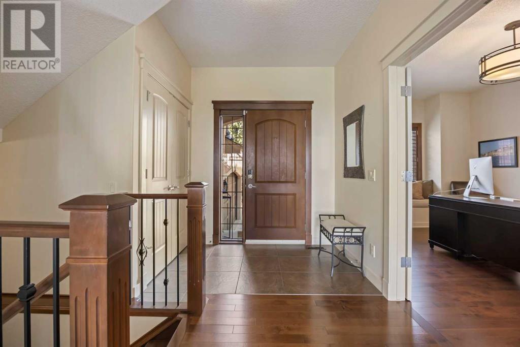 Single Family House for Sale in  Tuscany Glen Park NW Tuscany Calgary 