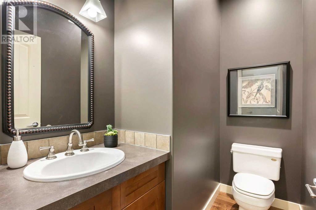 Single Family House for Sale in  Tuscany Glen Park NW Tuscany Calgary 