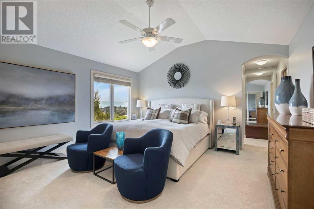 Single Family House for Sale in  Tuscany Glen Park NW Tuscany Calgary 