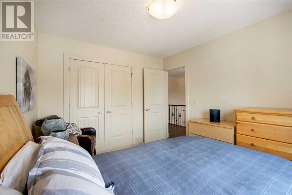 Single Family House for Sale in  Tuscany Glen Park NW Tuscany Calgary 