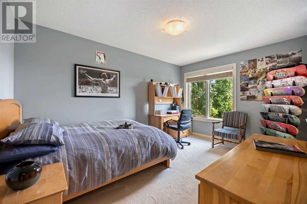 Single Family House for Sale in  Tuscany Glen Park NW Tuscany Calgary 