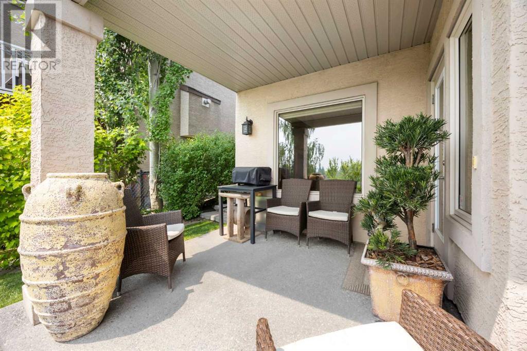 Single Family House for Sale in  Tuscany Glen Park NW Tuscany Calgary 