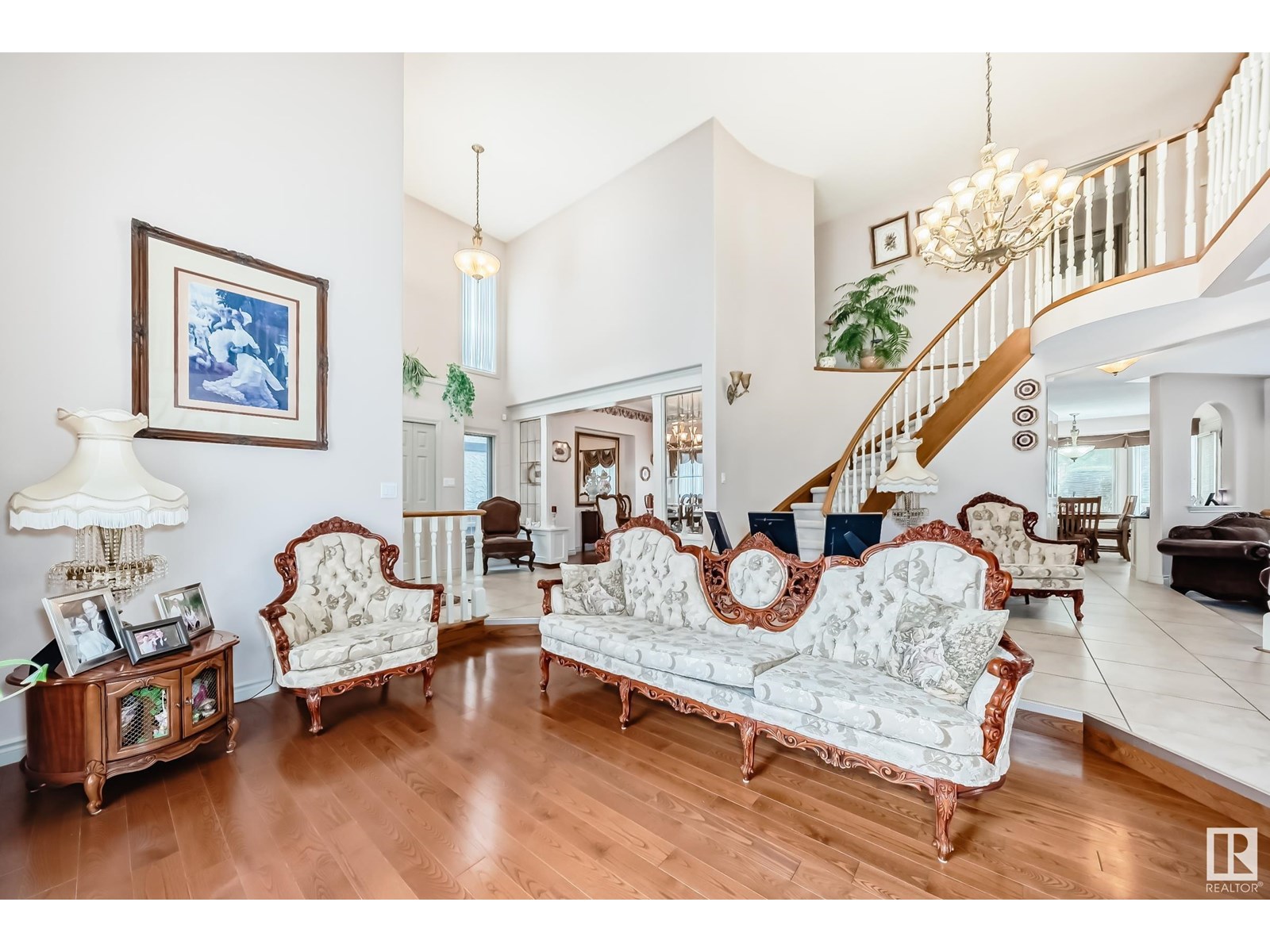 Photo 12 of 17416 53 Av Nw, Edmonton AB