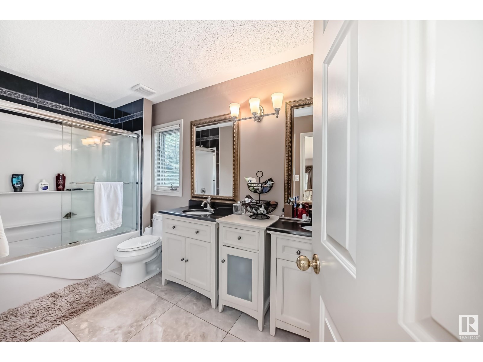 Photo 45 of 17416 53 Av Nw, Edmonton AB