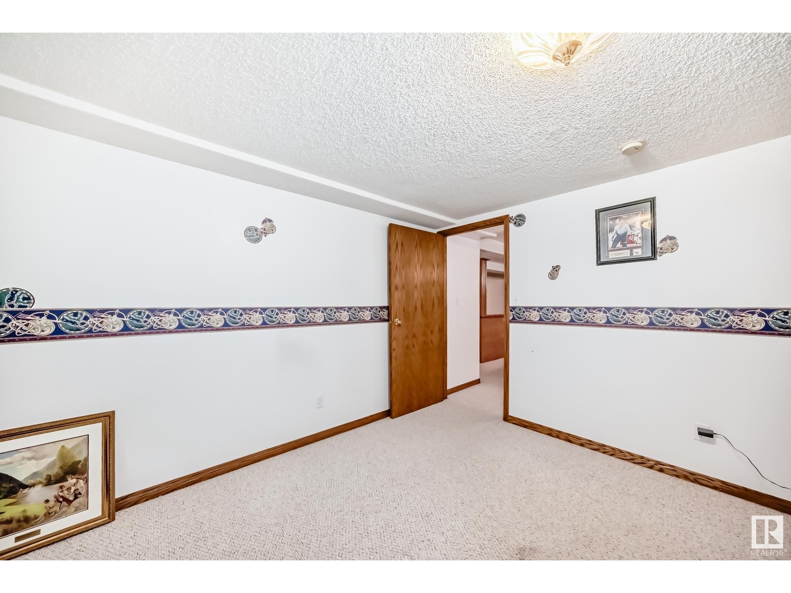 Photo 57 of 17416 53 Av Nw, Edmonton AB