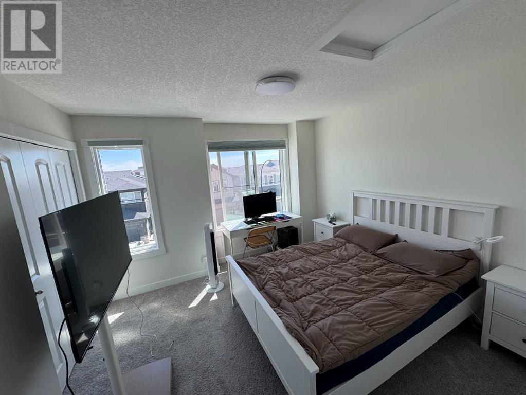 Single Family House for Sale in  Seton Villas SE Seton Calgary 