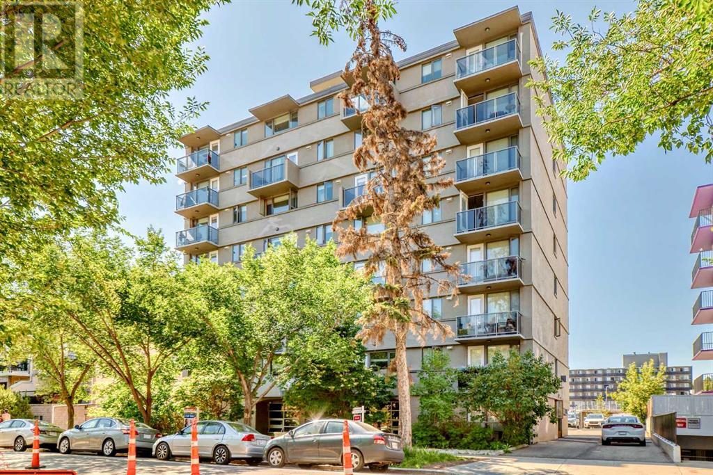Single Family House for Sale in    Avenue SW Beltline Calgary 