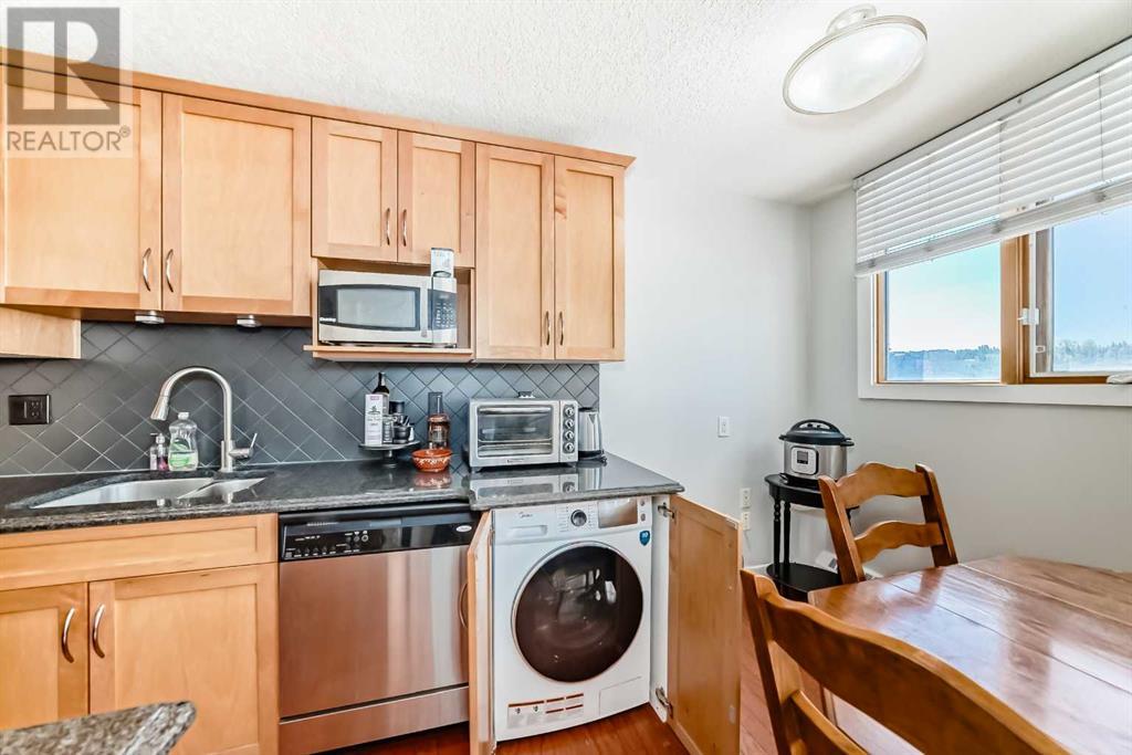 Single Family House for Sale in    Avenue SW Beltline Calgary 
