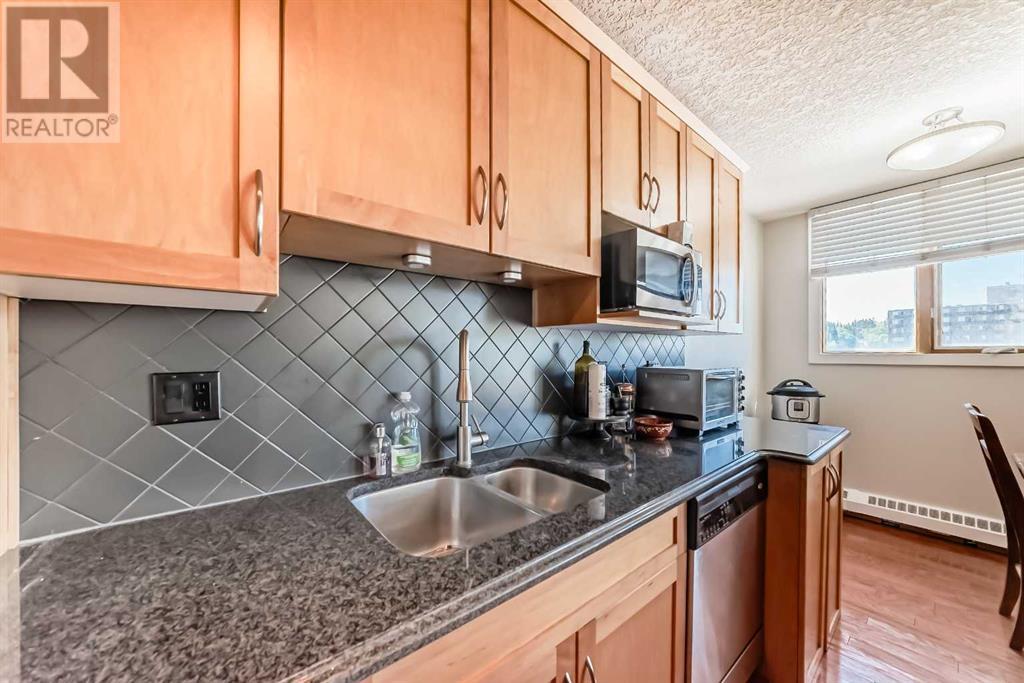 Single Family House for Sale in    Avenue SW Beltline Calgary 