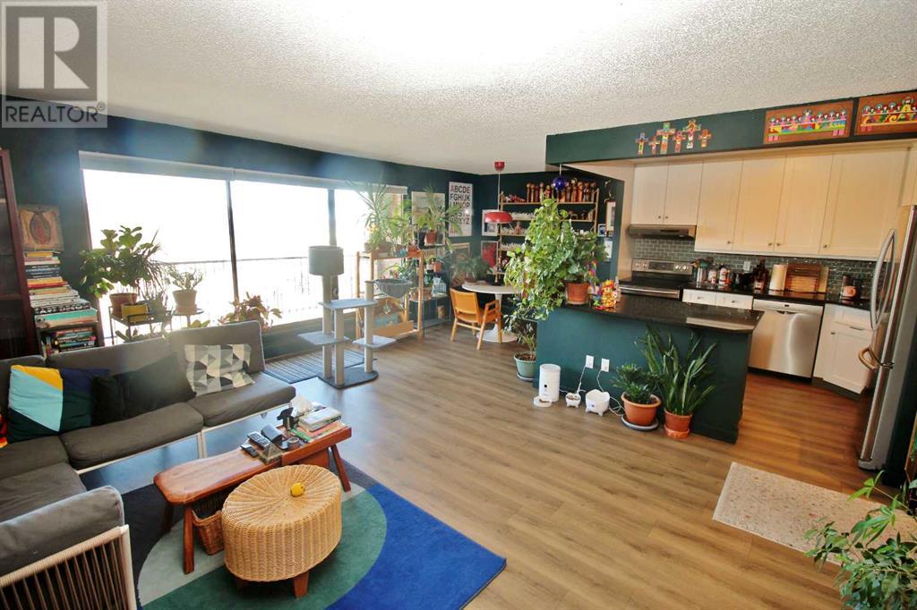 Single Family House for Sale in    Avenue SW Beltline Calgary 
