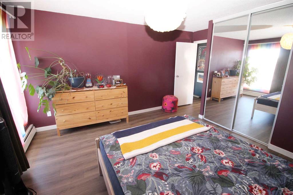 Single Family House for Sale in    Avenue SW Beltline Calgary 