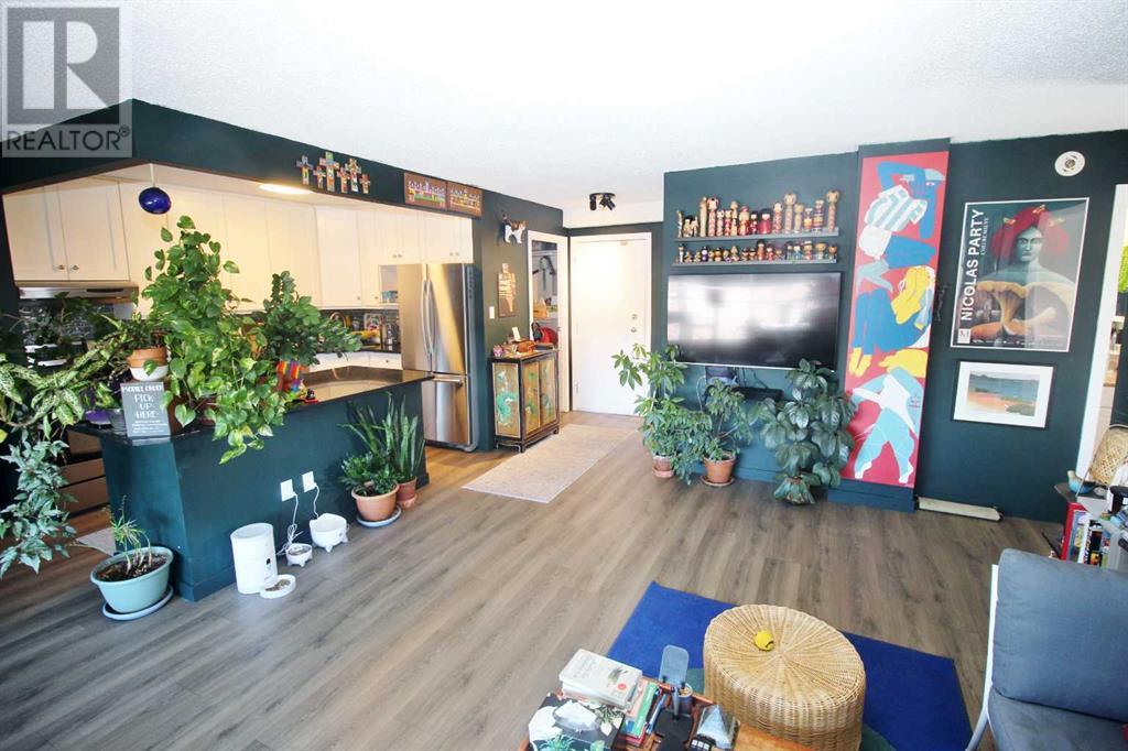 Single Family House for Sale in    Avenue SW Beltline Calgary 