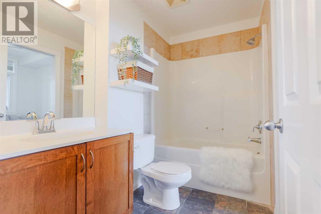 Single Family House for Sale in   Centre Avenue NE Bridgeland/Riverside Calgary 
