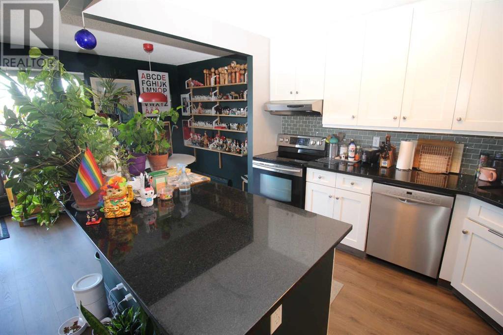 Single Family House for Sale in    Avenue SW Beltline Calgary 