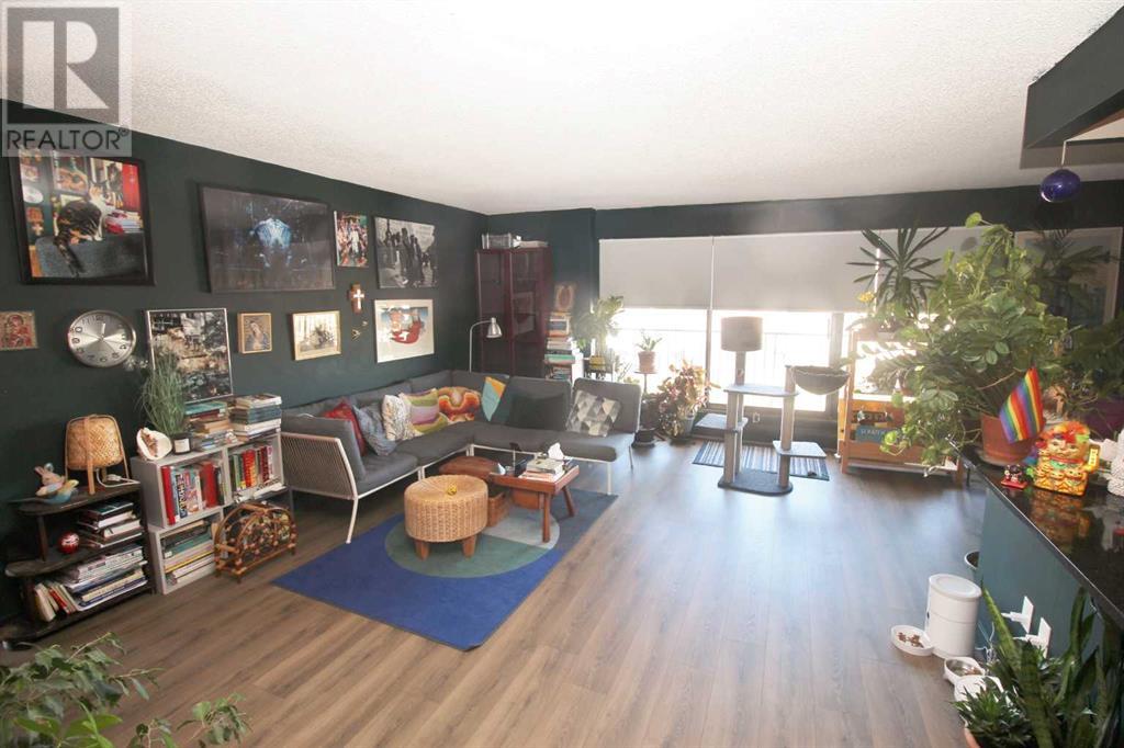 Single Family House for Sale in    Avenue SW Beltline Calgary 