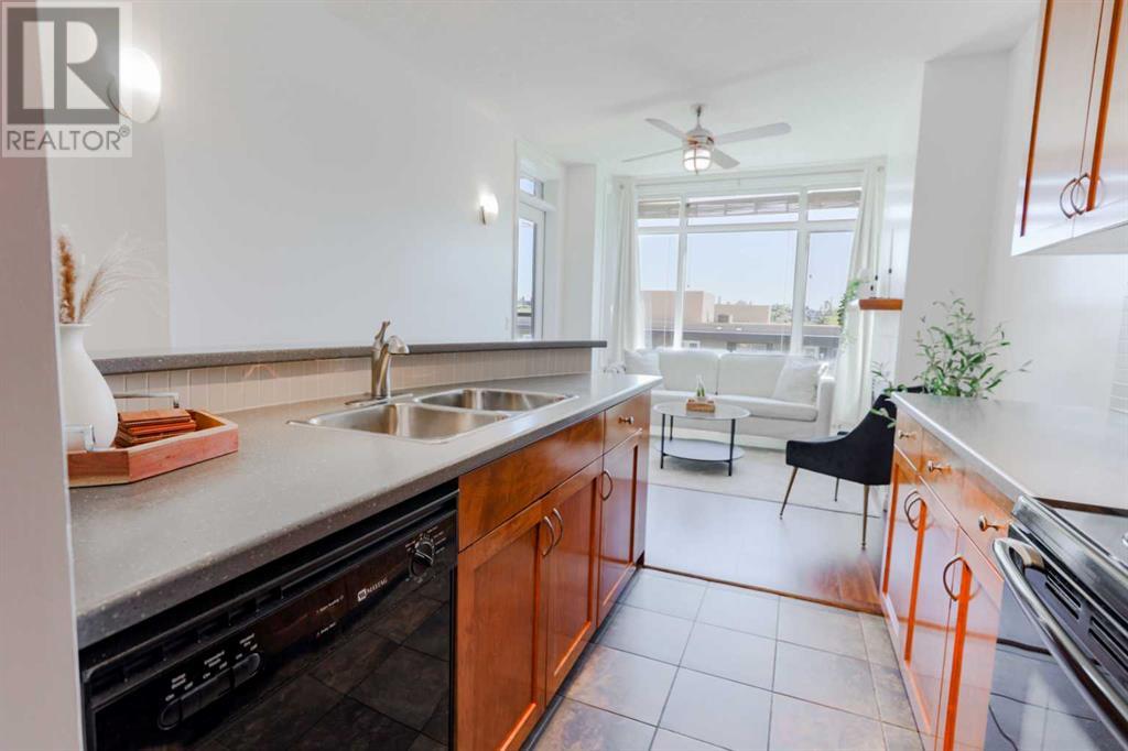 Single Family House for Sale in   Centre Avenue NE Bridgeland/Riverside Calgary 