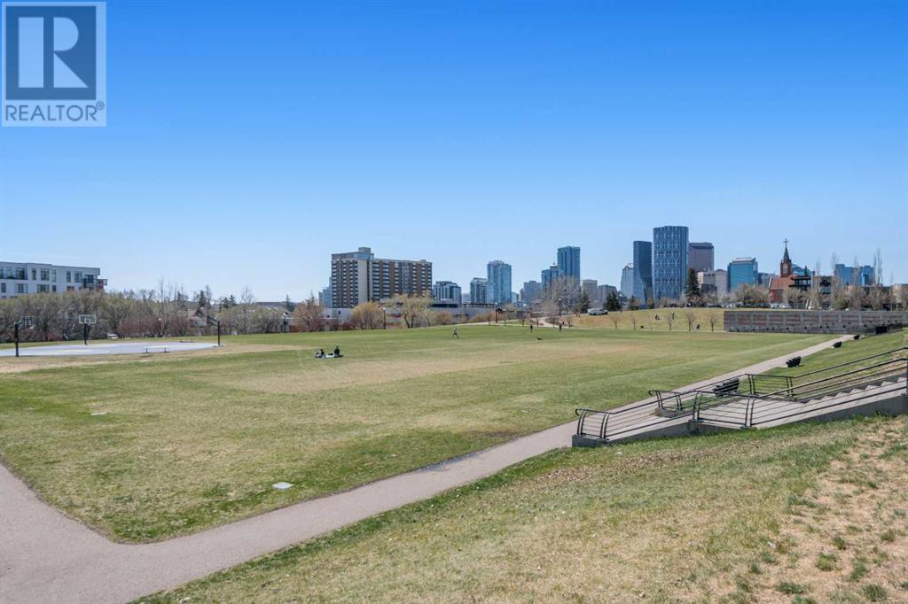 Single Family House for Sale in   Centre Avenue NE Bridgeland/Riverside Calgary 