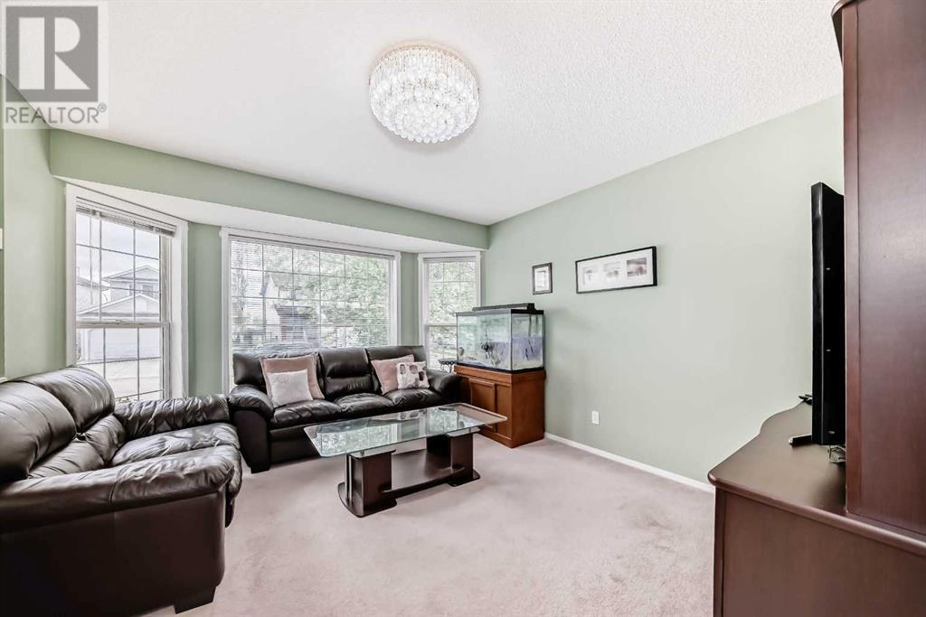 Single Family House for Sale in  Country Hills Manor NW Country Hills Calgary 