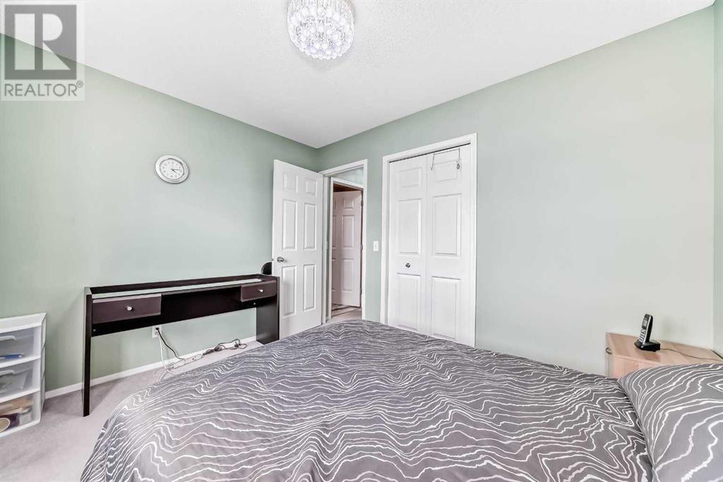 Single Family House for Sale in  Country Hills Manor NW Country Hills Calgary 