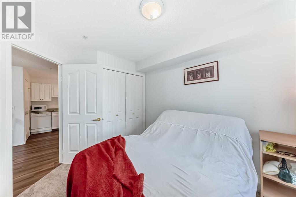 Single Family House for Sale in   Pinecliff Grove NE Pineridge Calgary 